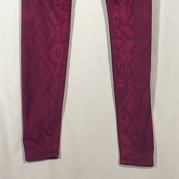 Old navy Athletic leggings - Picture 7 of 7